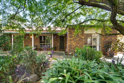 /international/au/93-thallon-road-kensington-grove-qld-151488384/
