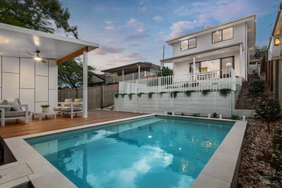 /international/au/30-dobbs-street-holland-park-west-qld-151815068/