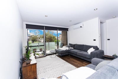 /international/au/15-6-crefden-street-maidstone-vic-151462876/