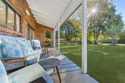/international/au/6-alfs-pinch-road-beerwah-qld-151425236/
