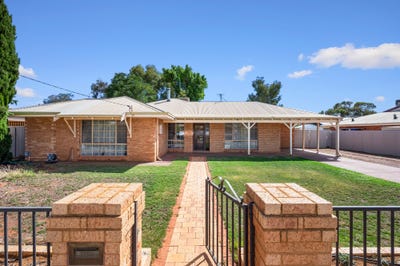 /international/au/4-burkett-drive-hannans-wa-150900968/