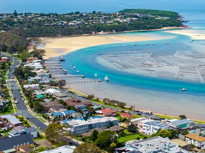 /international/au/8-42-main-street-merimbula-nsw-150764280/