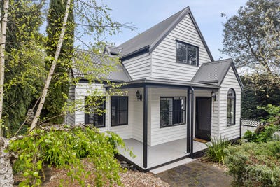 /international/au/4-grant-street-daylesford-vic-152530180/