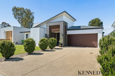 /international/au/8-4-16-melbourne-street-mulwala-nsw-152606352/