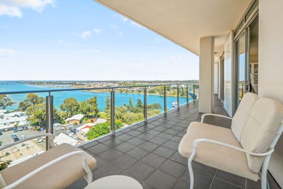 /international/au/49-1-barracks-lane-mandurah-wa-152689404/