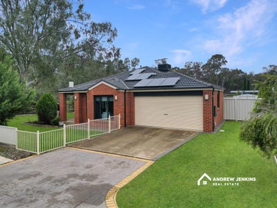 /international/au/4-2-horner-street-cobram-vic-151498436/