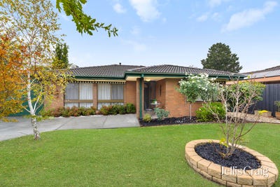 /international/au/15-balladonia-road-rowville-vic-151256260/