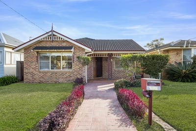 /international/au/245-trafalgar-avenue-umina-beach-nsw-148574816/