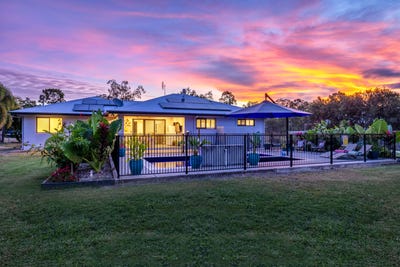 /international/au/13-14-topaz-close-bluewater-qld-151254264/