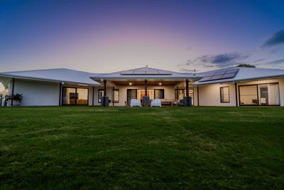 /international/au/1-shore-road-east-booral-qld-150781092/