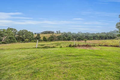 /international/au/lot-2-3-new-buildings-road-wyndham-nsw-147902472/