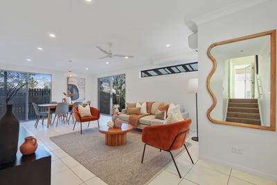 /international/au/7-8-lackeen-street-everton-park-qld-148457512/