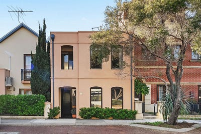 /international/au/8-9-swan-street-north-fremantle-wa-151341980/