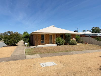 /international/au/10-corke-street-numurkah-vic-151308380/