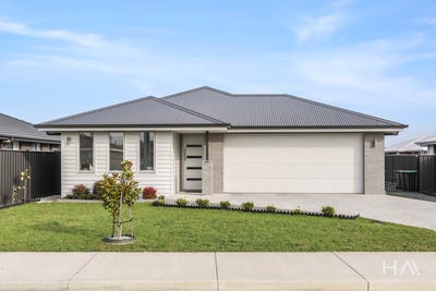 /international/au/93-bulwer-street-longford-tas-151105876/
