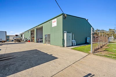 /international/au/46-48-centenary-place-logan-village-qld-505157904/