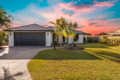 /international/au/21-high-peak-crescent-springfield-qld-151108004/