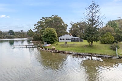 /international/au/1196-greens-beach-road-kelso-tas-150956308/
