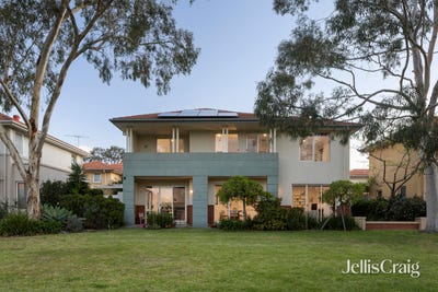 /international/au/2-narooma-place-port-melbourne-vic-152560176/