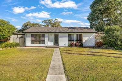 /international/au/1-lorraine-close-thornton-nsw-148584488/
