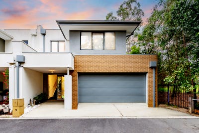 /international/au/4-paperbark-court-croydon-vic-150752324/