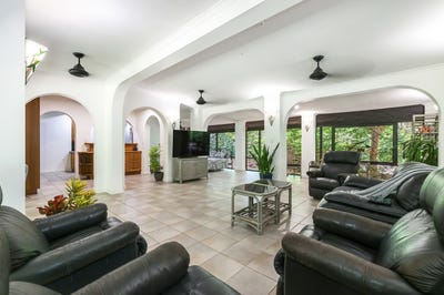 /international/au/79-edelsten-road-howard-springs-nt-151248032/