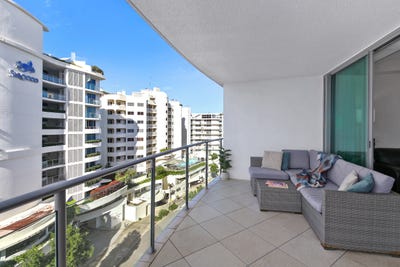/international/au/703-19-first-avenue-mooloolaba-qld-152157808/