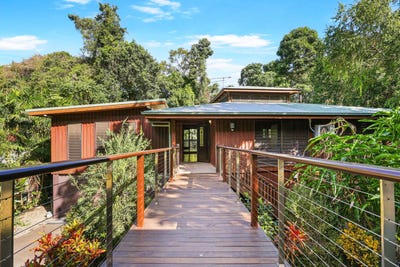 /international/au/7-birdwing-place-caravonica-qld-148730176/?lang=es