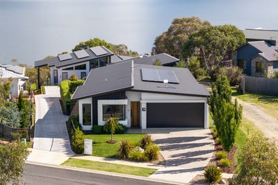 /international/au/14a-echidna-place-east-jindabyne-nsw-150953528/