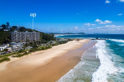 /international/au/2-828-pacific-parade-currumbin-qld-150727056/