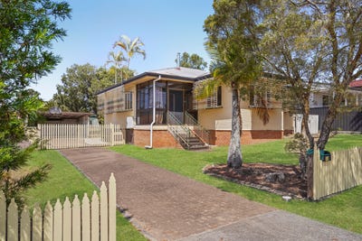 /international/au/18-hayes-street-brassall-qld-152616628/