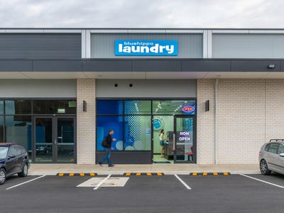 /international/au/blue-hippo-laundromat-2-260-highlander-drive-craigieburn-vic-505145584/