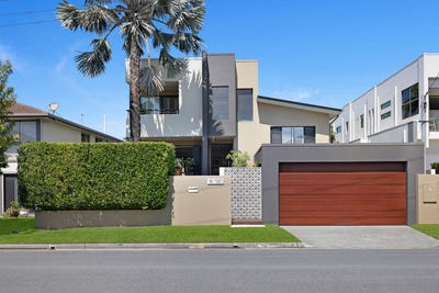 /international/au/6-eider-avenue-paradise-point-qld-152624636/