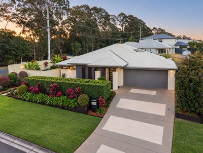 /international/au/1-delta-street-eatons-hill-qld-152185236/