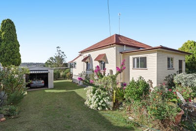 /international/au/127-wood-street-warwick-qld-151272788/
