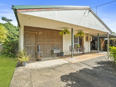 /international/au/1-granadilla-street-holloways-beach-qld-151581544/