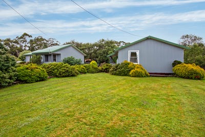 /international/au/9-11-meredith-street-strahan-tas-150674652/