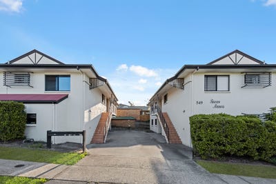 /international/au/6-549-samford-road-mitchelton-qld-150854996/