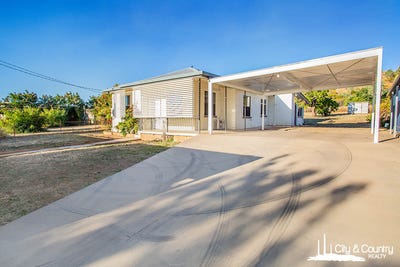 /international/au/82-simpson-street-mount-isa-qld-148491684/