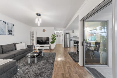 /international/au/15-6-24-winona-street-findon-sa-151526504/