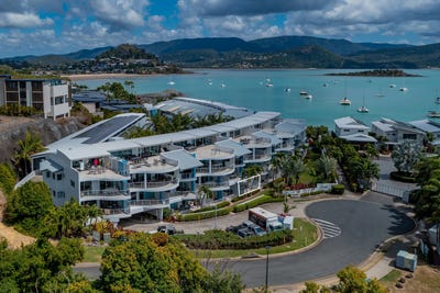 /international/au/4-159-shingley-drive-airlie-beach-qld-150217476/