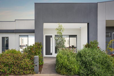/international/au/15-hillsborough-walk-charlemont-vic-152652652/