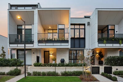 /international/au/25-norman-road-west-lakes-sa-151395744/