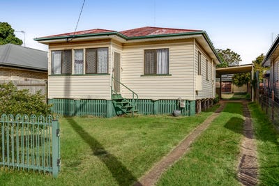 /international/au/6-weetwood-street-newtown-qld-148324760/?lang=en