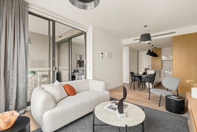 /international/au/105-2-cromwell-road-south-yarra-vic-151367756/