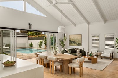 /international/au/596-hampton-street-hampton-vic-152559328/
