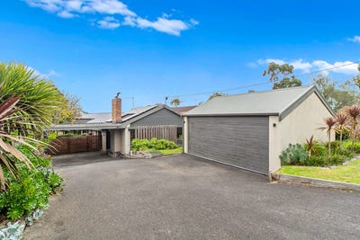 /international/au/38-quinns-parade-mount-eliza-vic-151306700/