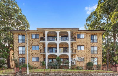 /international/au/10-8-bellevue-parade-hurstville-nsw-152273616/