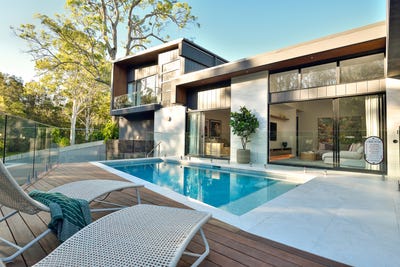 /international/au/178a-alison-road-carrara-qld-151387460/
