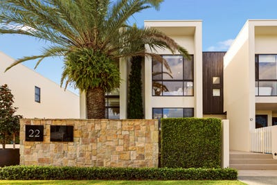 /international/au/9-22-crescent-way-hendra-qld-150727396/